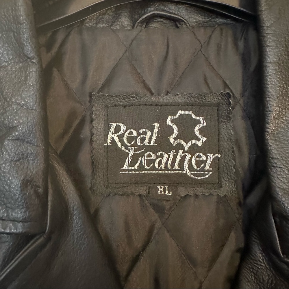 Pristine Leather Motorcycle Jacket - Picture 3 of 9